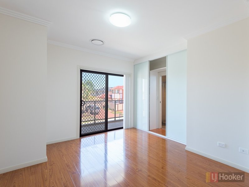 Photo - 1 Polya Place, Horningsea Park NSW 2171 - Image 9