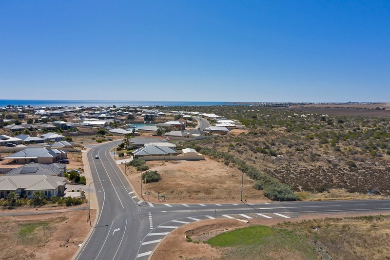 Photo - 1 Pommern Way, Wallaroo SA 5556 - Image 3