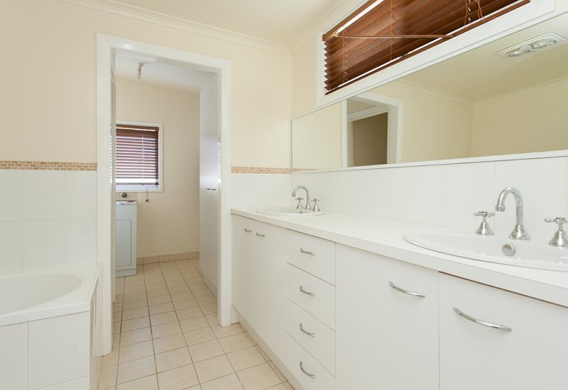 Photo - 1 Preston Street, Cessnock NSW 2325 - Image 3