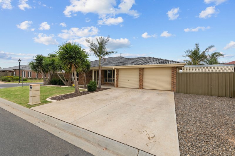 Photo - 1 Princes Court, Andrews Farm SA 5114 - Image 2