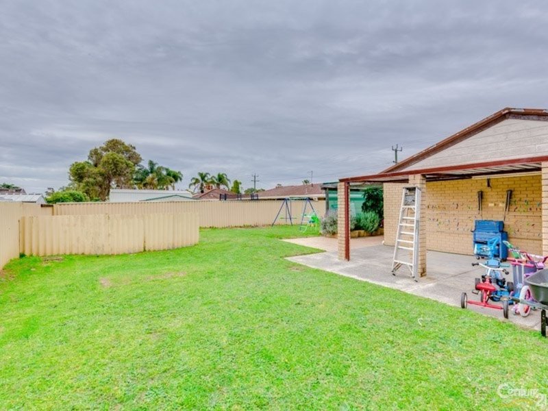 Photo - 1 Prion Street, Thornlie WA 6108 - Image 17