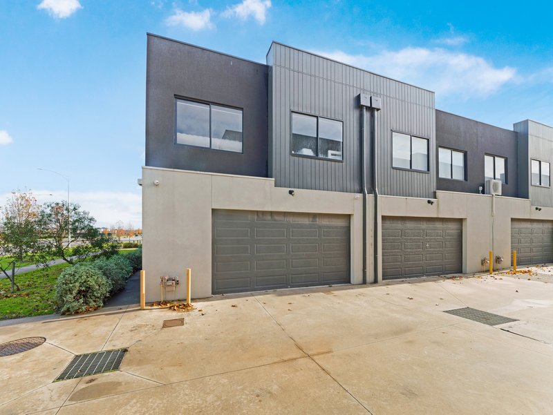 Photo - 1 Push-Pea Way, Cranbourne West VIC 3977 - Image 19