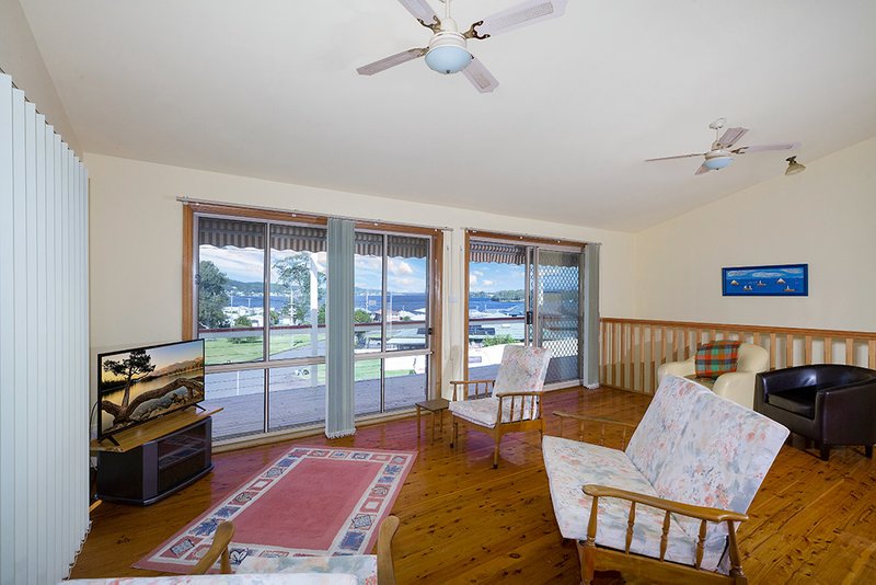 Photo - 1 Ralfe Crescent, Kilaben Bay NSW 2283 - Image 5