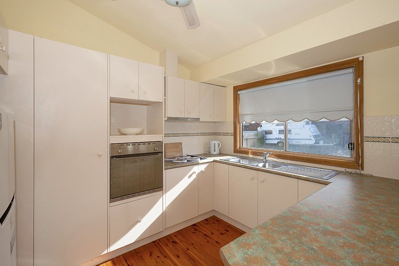 Photo - 1 Ralfe Crescent, Kilaben Bay NSW 2283 - Image 7