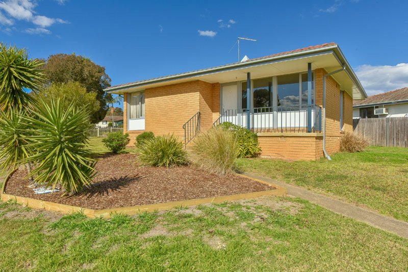 1 Ravensworth Place, Airds NSW 2560