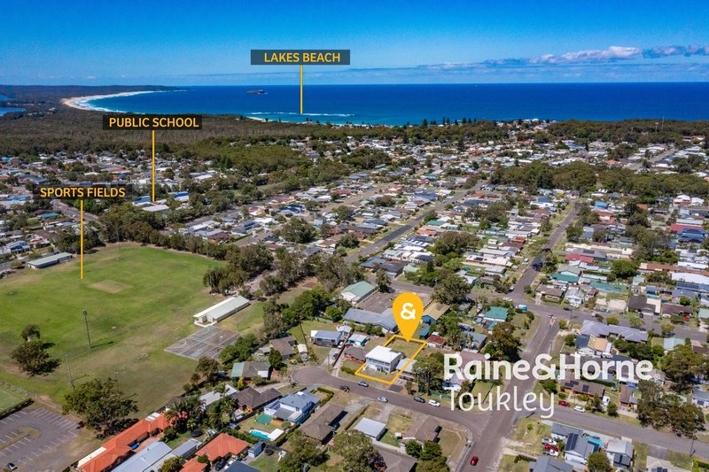 1 Read Street, Canton Beach NSW 2263