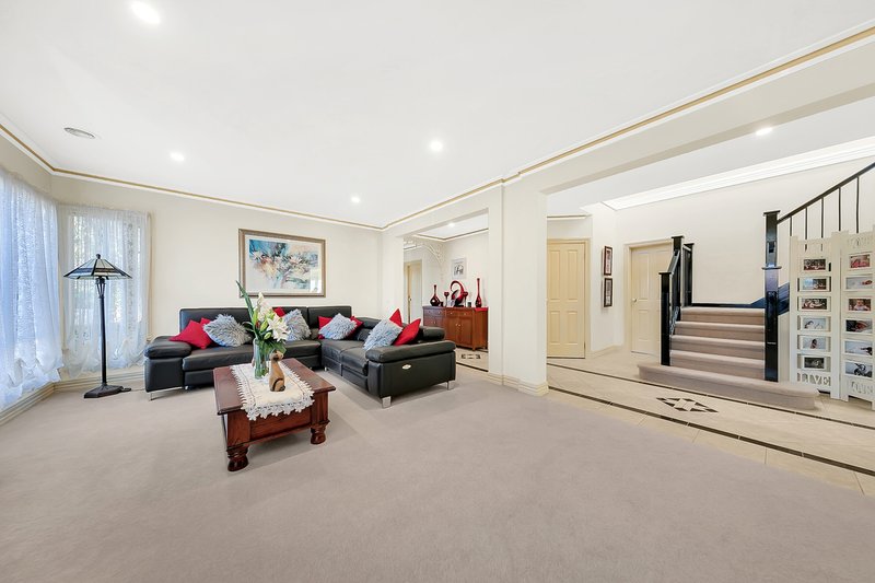 Photo - 1 Reece Court, South Morang VIC 3752 - Image 12