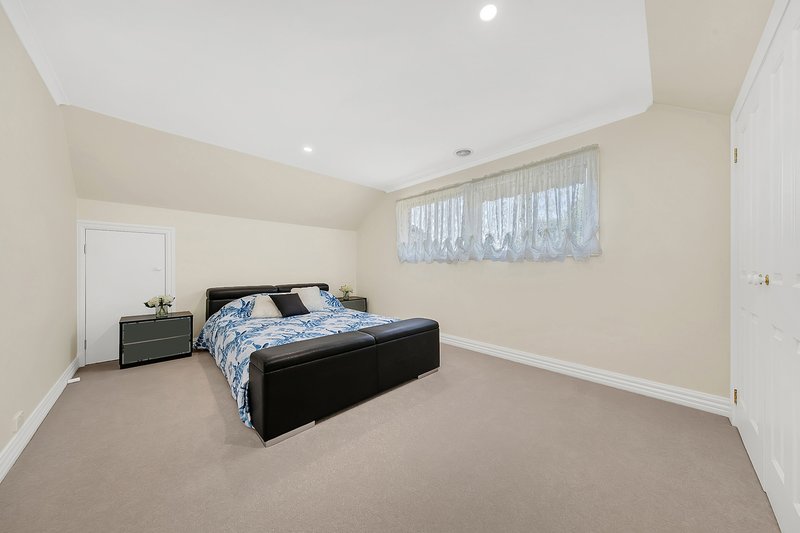 Photo - 1 Reece Court, South Morang VIC 3752 - Image 18