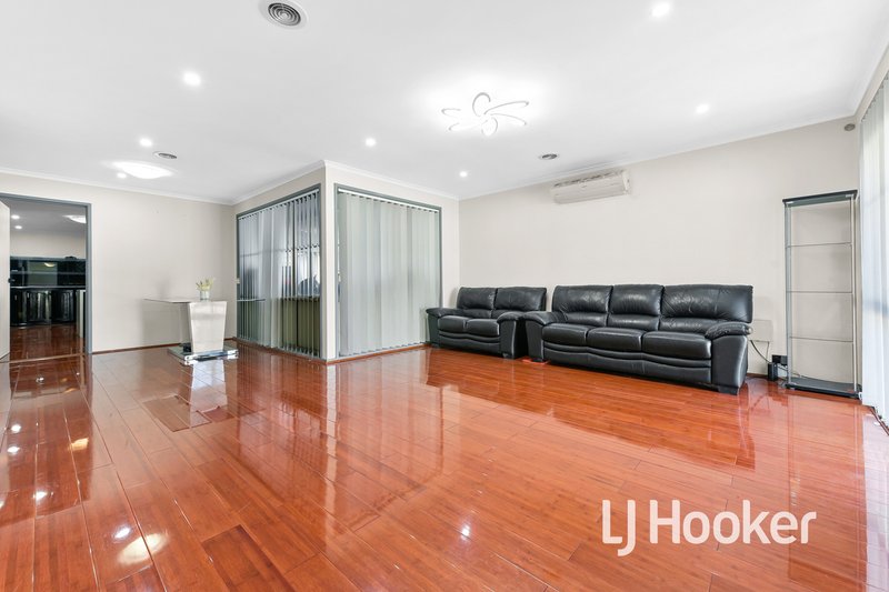 Photo - 1 Reeves Court, Hampton Park VIC 3976 - Image 4