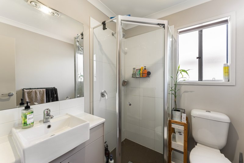 Photo - 1 Regatta Circuit, Burpengary QLD 4505 - Image 18