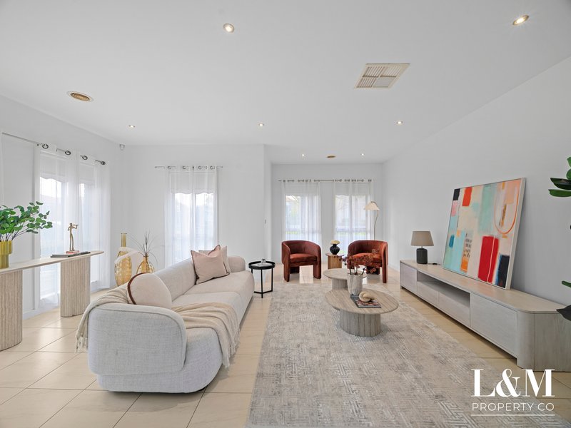 Photo - 1 Regency Road, Roxburgh Park VIC 3064 - Image 7