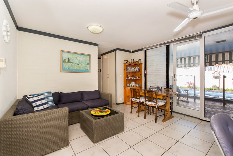 Photo - 1 Renita Street, Aspley QLD 4034 - Image 7