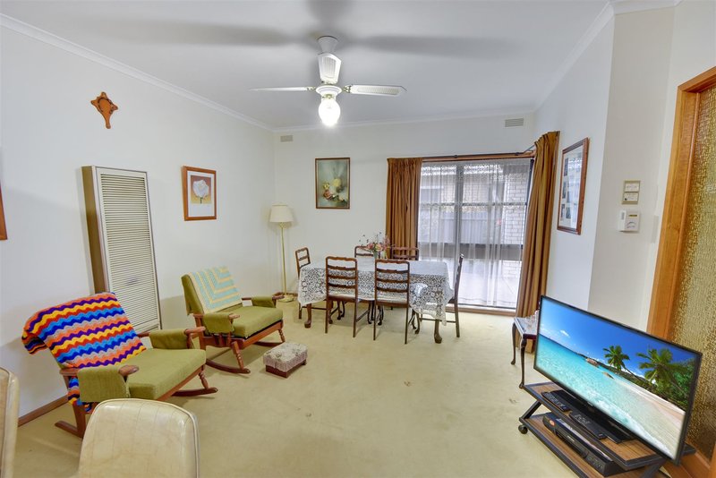 Photo - 1 Rennison Street, Horsham VIC 3400 - Image 3