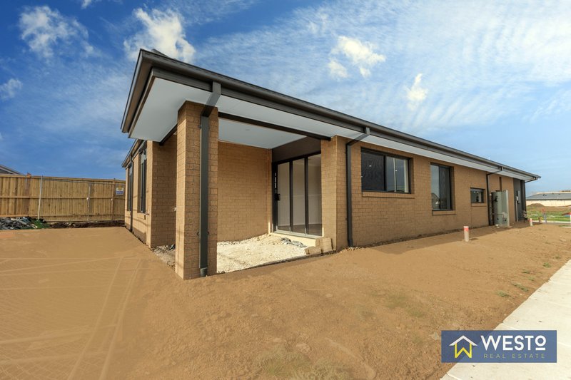 Photo - 1 Revelry Road, Wyndham Vale VIC 3024 - Image 15