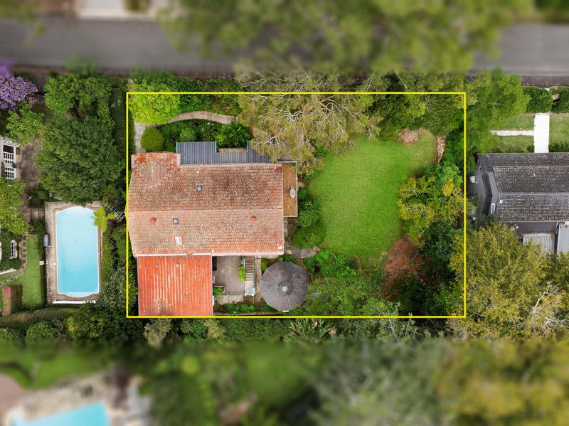 Photo - 1 Reynolds Street, Pymble NSW 2073 - Image 2