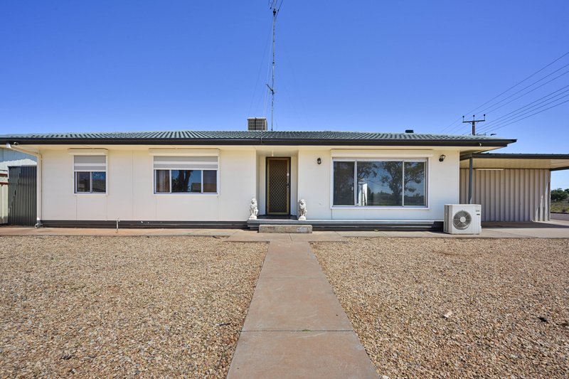 Photo - 1 Richards Street, Whyalla Norrie SA 5608 - Image 2