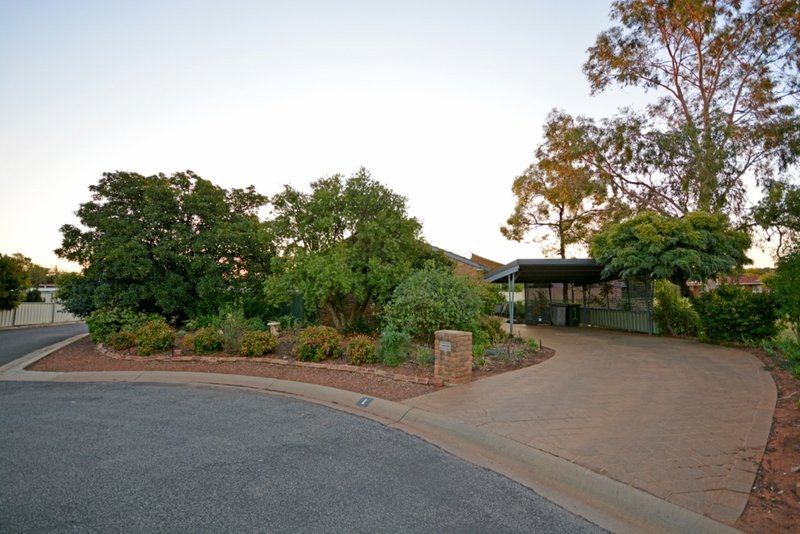 Photo - 1 Riddle Court, Griffith NSW 2680 - Image 3