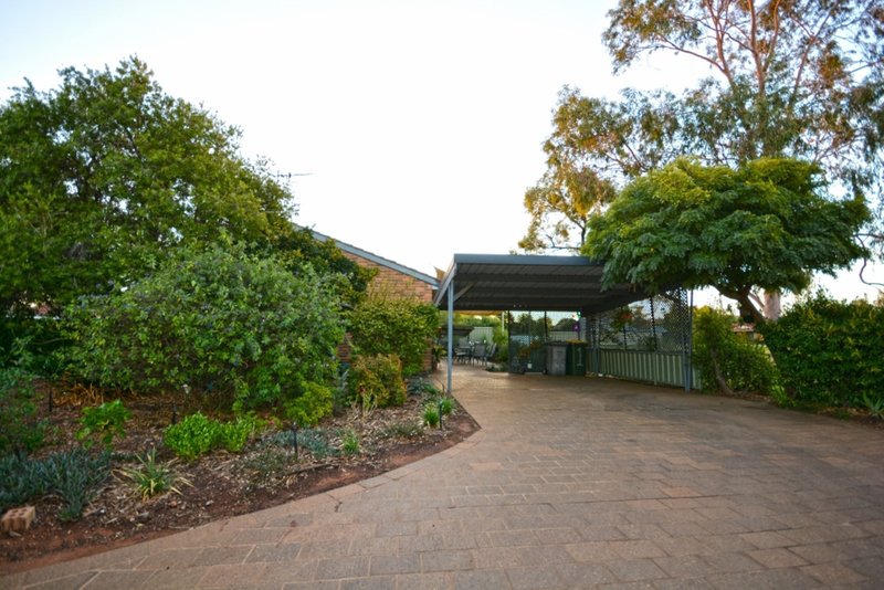 Photo - 1 Riddle Court, Griffith NSW 2680 - Image 11