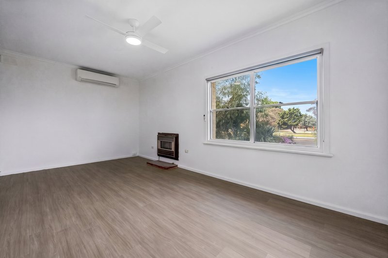 Photo - 1 Ridgeway Terrace, Murray Bridge SA 5253 - Image 3
