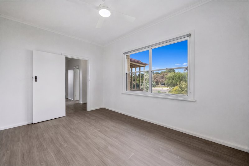 Photo - 1 Ridgeway Terrace, Murray Bridge SA 5253 - Image 4