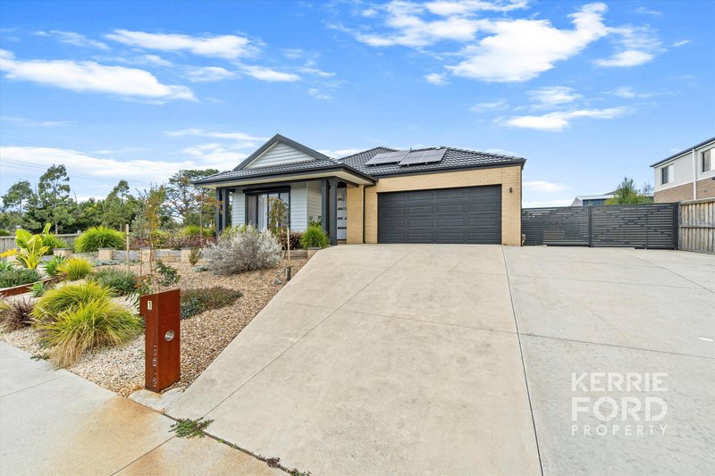 Photo - 1 Rise Boulevard, Traralgon VIC 3844 - Image 23
