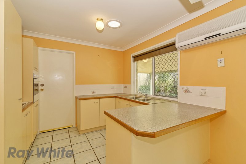 Photo - 1 Riseborough Crescent, Crestmead QLD 4132 - Image 7