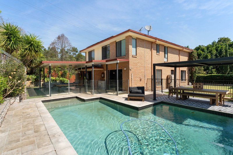 Photo - 1 Riversleigh Crescent, Eatons Hill QLD 4037 - Image 3