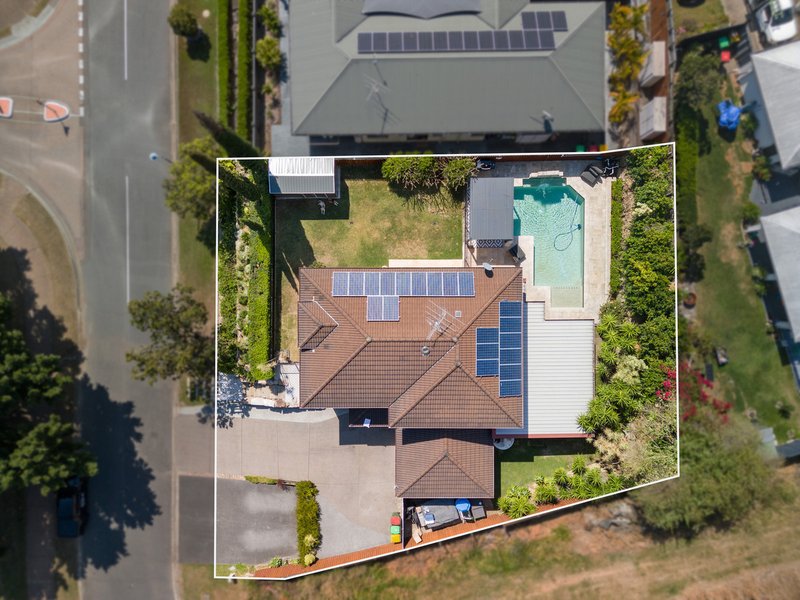 Photo - 1 Riversleigh Crescent, Eatons Hill QLD 4037 - Image 19