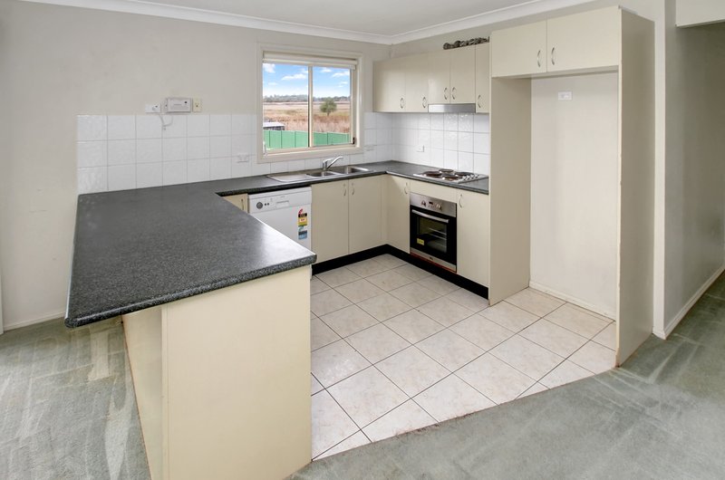 Photo - 1 Robey Ave , Quirindi NSW 2343 - Image 4