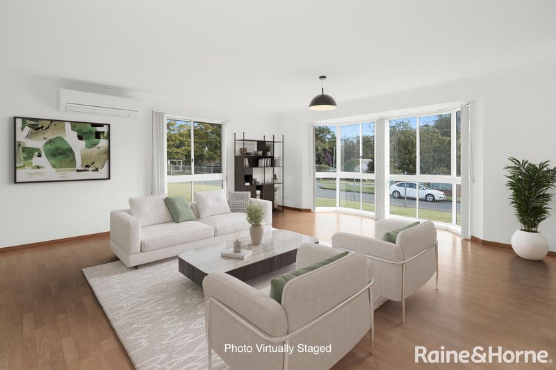 Photo - 1 Robin Street, Camira QLD 4300 - Image 3