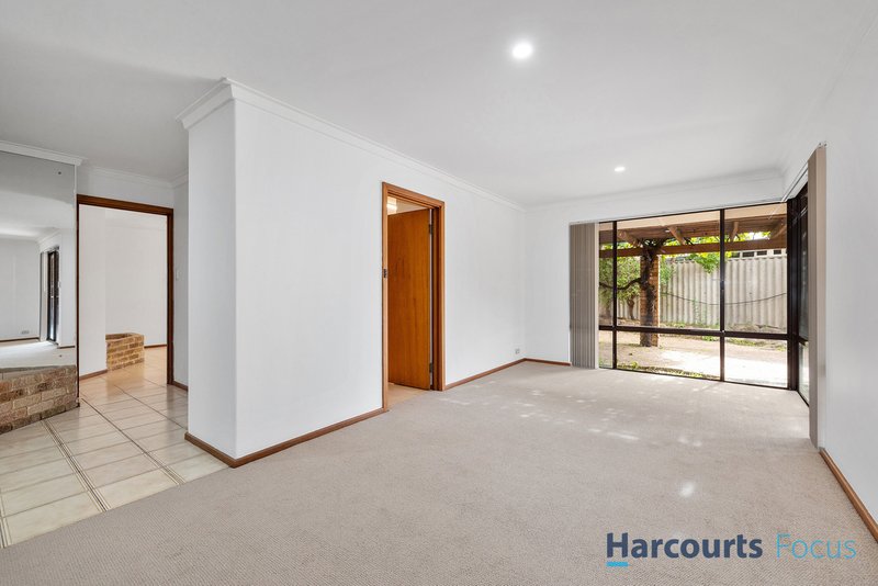 Photo - 1 Roe Close, Bull Creek WA 6149 - Image 7