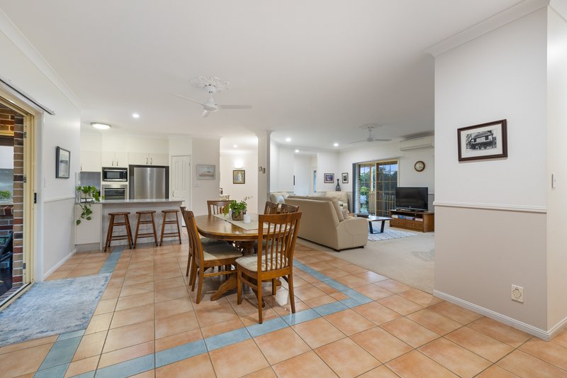 Photo - 1 Romney Close, Birkdale QLD 4159 - Image 12