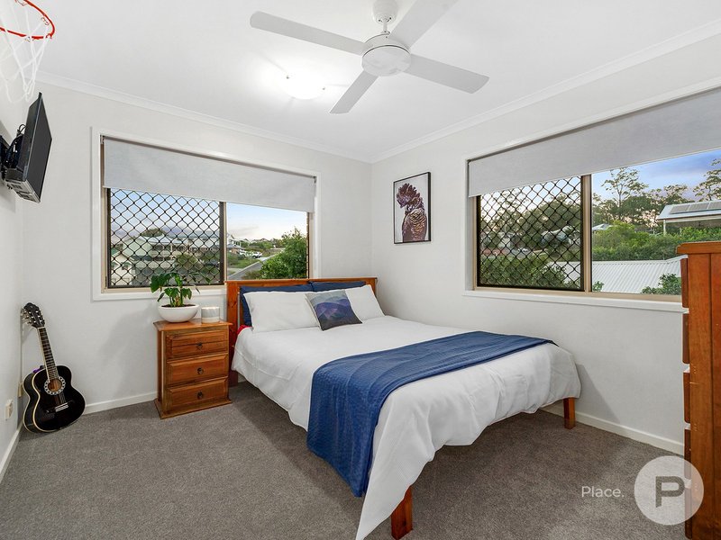 Photo - 1 Rothschild Street, Eatons Hill QLD 4037 - Image 13