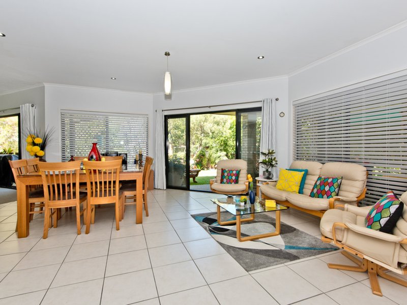 Photo - 1 Roundelay Court, Eatons Hill QLD 4037 - Image 3