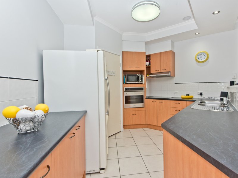 Photo - 1 Roundelay Court, Eatons Hill QLD 4037 - Image 4