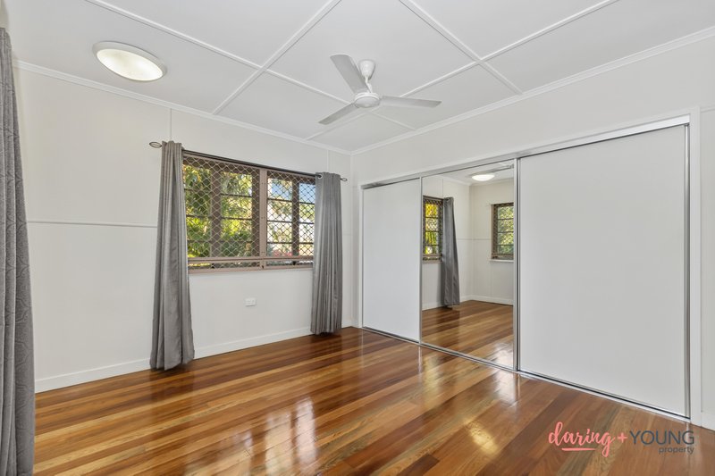Photo - 1 Royal Street, Wulguru QLD 4811 - Image 3