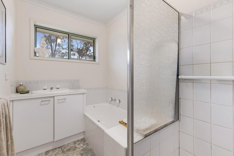 Photo - 1 Roycroft Court, Kangaroo Flat VIC 3555 - Image 11