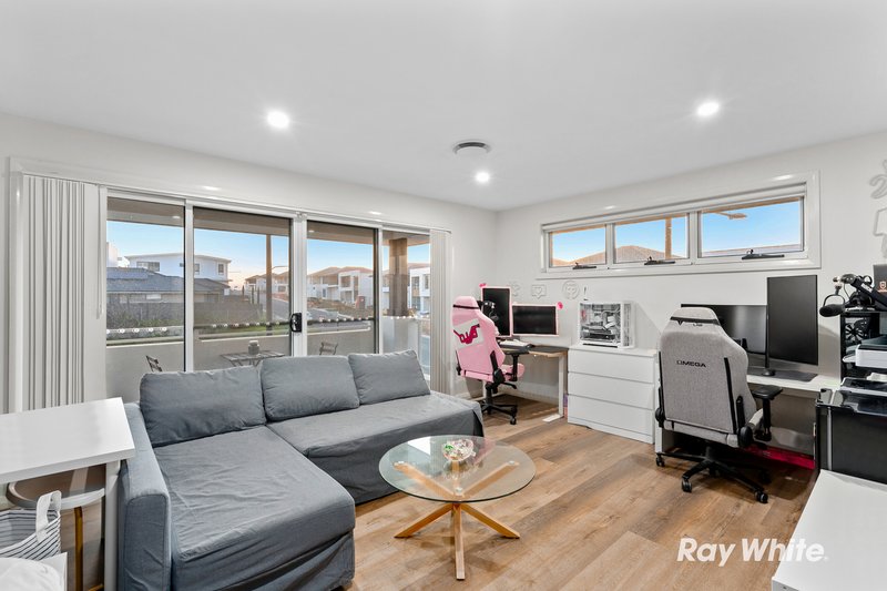 Photo - 1 Rubicon Street, Tallawong NSW 2762 - Image 5