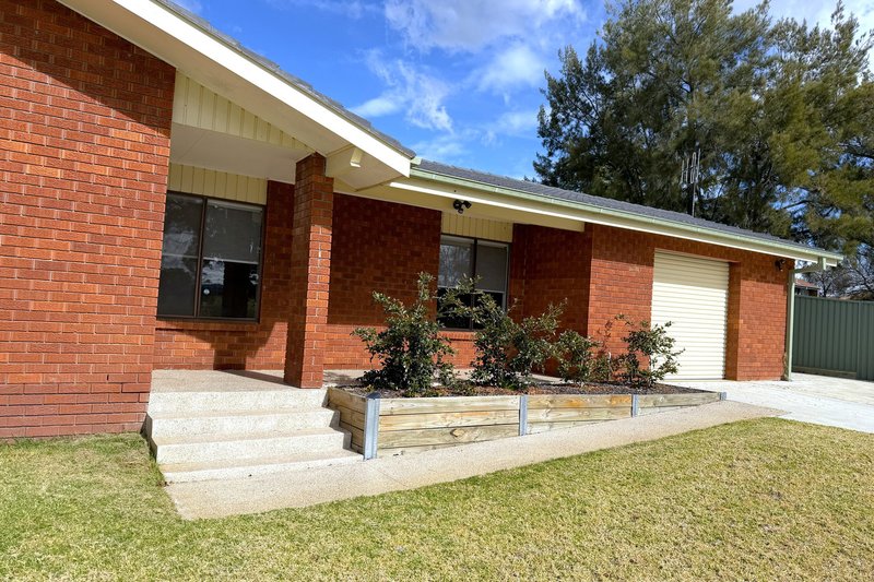Photo - 1 Rutherford Place, West Bathurst NSW 2795 - Image 1