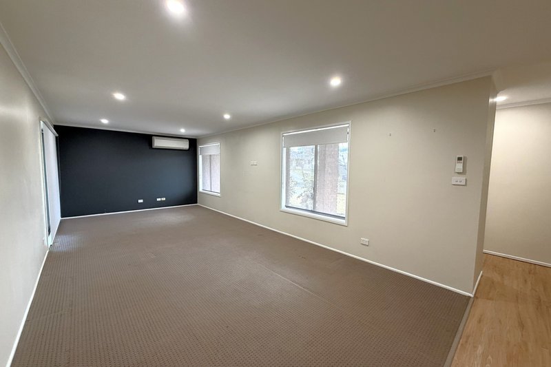 Photo - 1 Rutherford Place, West Bathurst NSW 2795 - Image 13