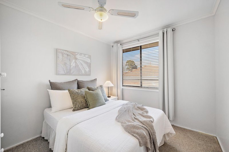 Photo - 1 Sadleir Place, Charnwood ACT 2615 - Image 10