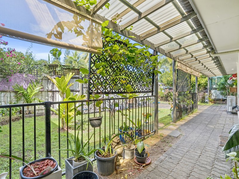 Photo - 1 Saffron Close, Holloways Beach QLD 4878 - Image 14