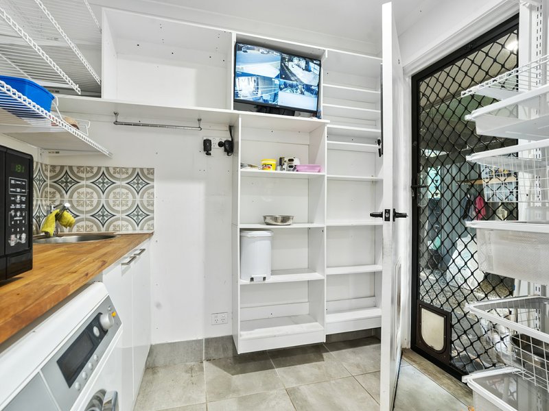 Photo - 1 Saffron Close, Holloways Beach QLD 4878 - Image 21