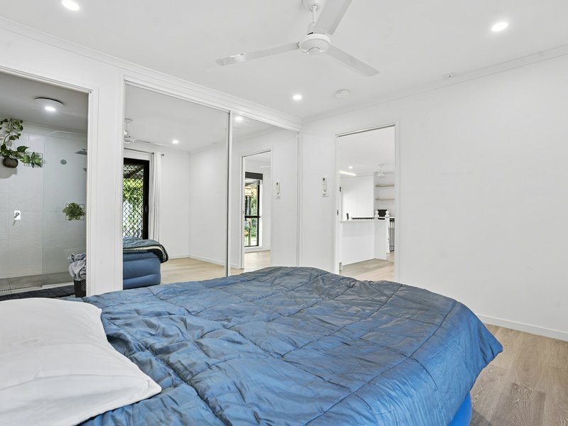 Photo - 1 Saffron Close, Holloways Beach QLD 4878 - Image 22