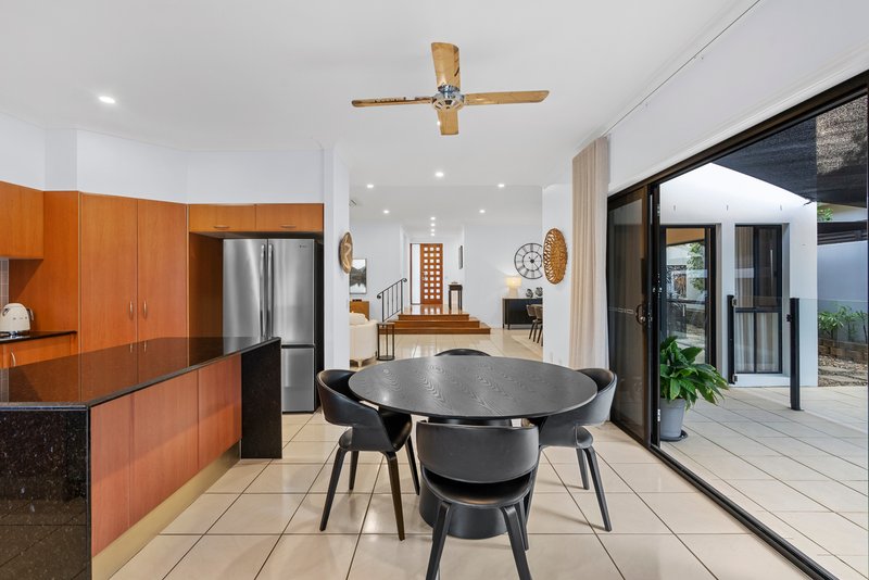 Photo - 1 Sagitta Place, Robina QLD 4226 - Image 8