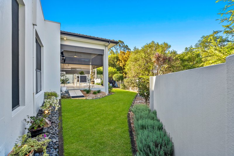 Photo - 1 Sagitta Place, Robina QLD 4226 - Image 15