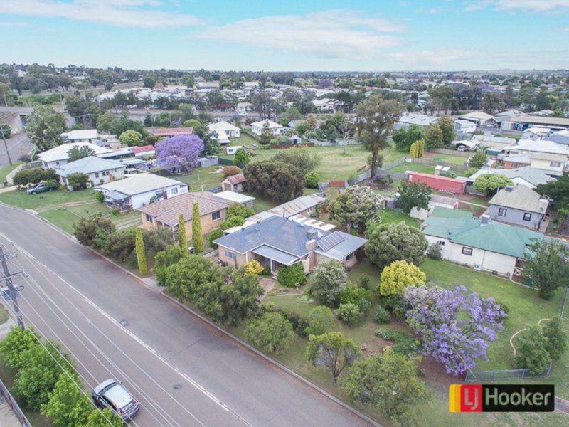 Photo - 1 Sale Street, West Tamworth NSW 2340 - Image 16