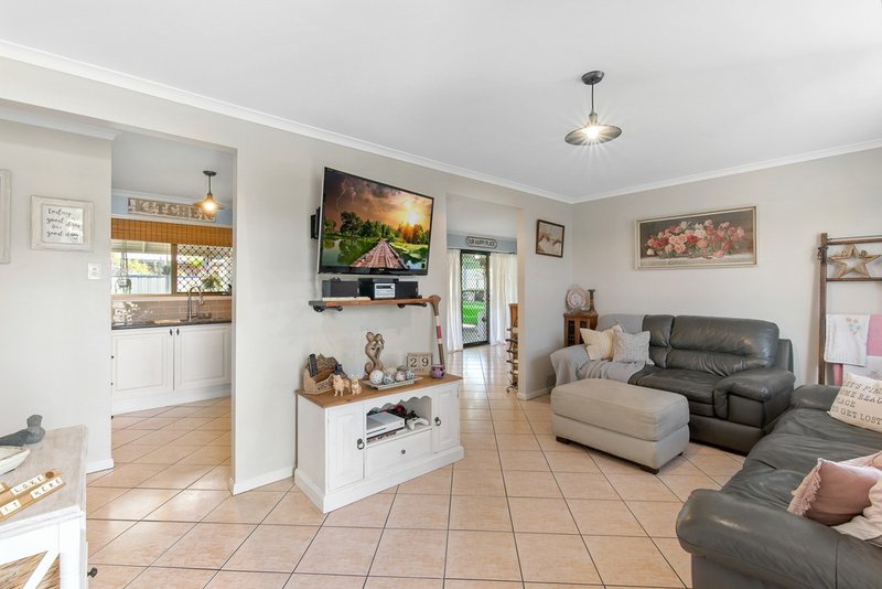 Photo - 1 Samantha Court, Deception Bay QLD 4508 - Image 4