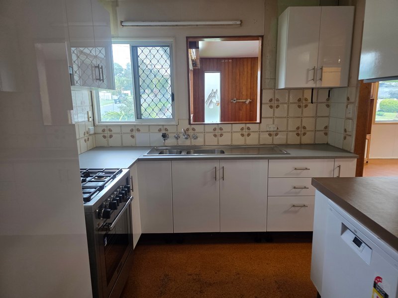 Photo - 1 Sandra Street, Kingston QLD 4114 - Image 6