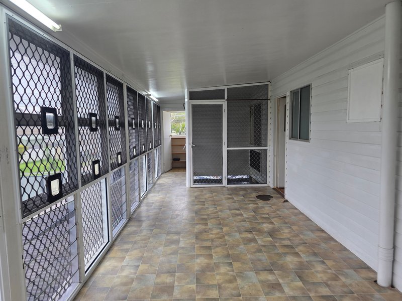 Photo - 1 Sandra Street, Kingston QLD 4114 - Image 13